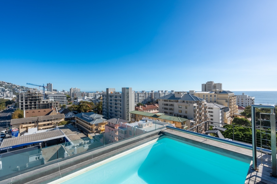 1 Bedroom Property for Sale in Sea Point Western Cape